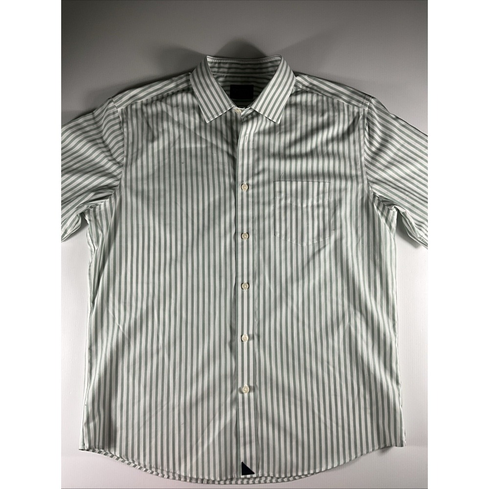 UNTUCKit Button Down Shirt Mens Medium Green White Sachsen Striped